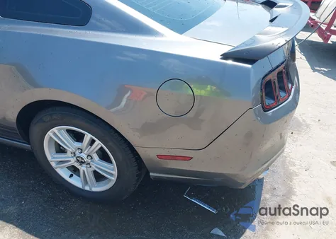 2014 Ford Mustang V6 из США, поврежденный, VIN 1ZVBP8AM9E5252163